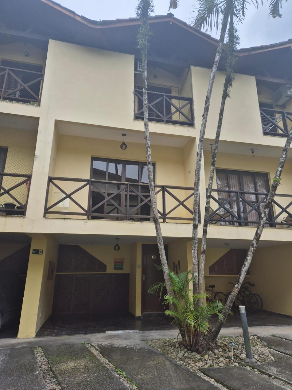 Casa 7 Em Ubatuba No Centro Condominio Com Piscina E Churrasqueira Buitenkant foto