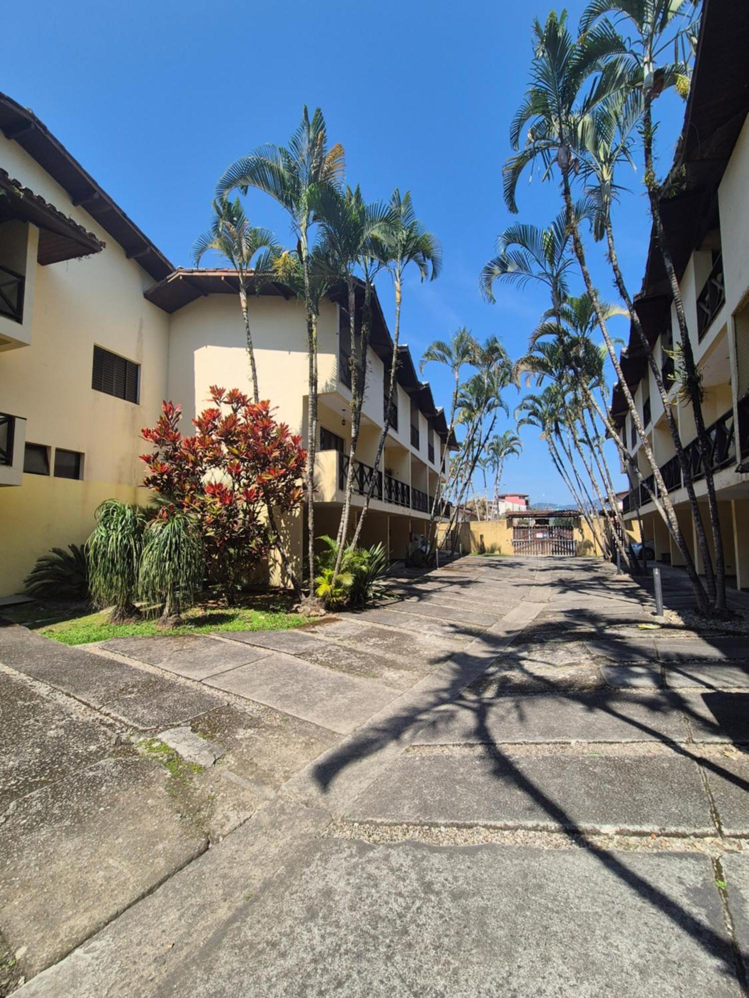 Casa 7 Em Ubatuba No Centro Condominio Com Piscina E Churrasqueira Buitenkant foto